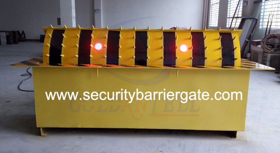 Airport Hydraulic Road Blocker 3 Meter Length 220 Volt Security Road Blocker