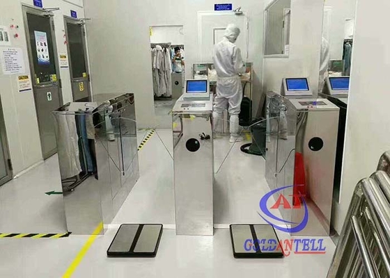 35 Người / phút Vạt Rào chắn Cổng có thể thu vào Cánh tay thả Rfid Điều khiển cộng với Bộ kiểm tra Esd