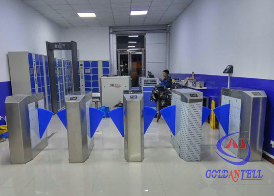 Máy dò kim loại an ninh đứng hoàn toàn tự động Flap Barrier Gate Đầu đọc thẻ Rfid