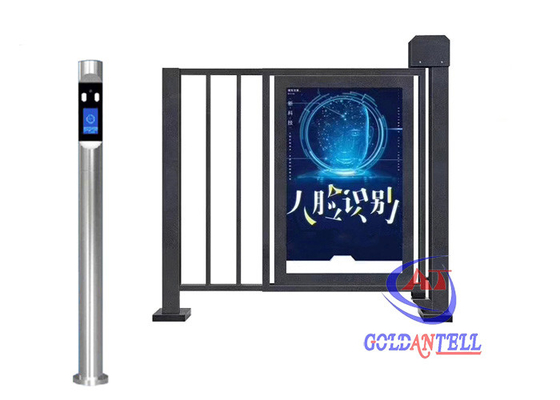 Cửa sổ quay nửa chiều cao tùy chỉnh Màn hình LCD Quảng cáo ngoài trời Cửa nhận diện khuôn mặt cho lối vào bãi đậu xe